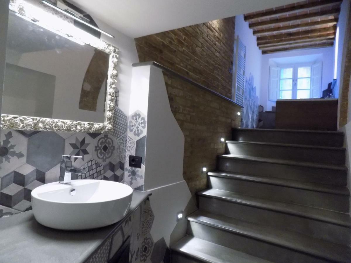 Luxury Suite Apartment Angiolieri سيينا المظهر الخارجي الصورة